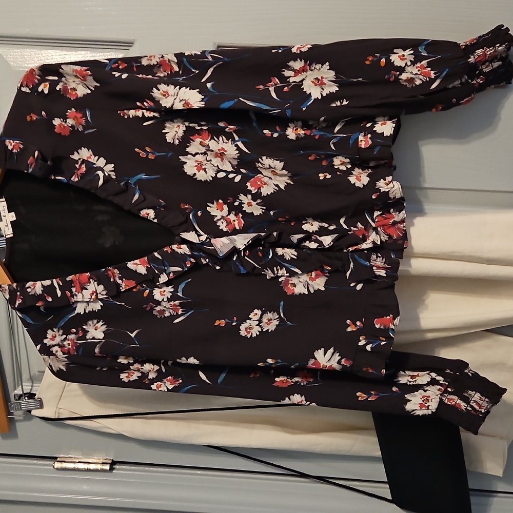 Willow and Clay Blouse. Like New.